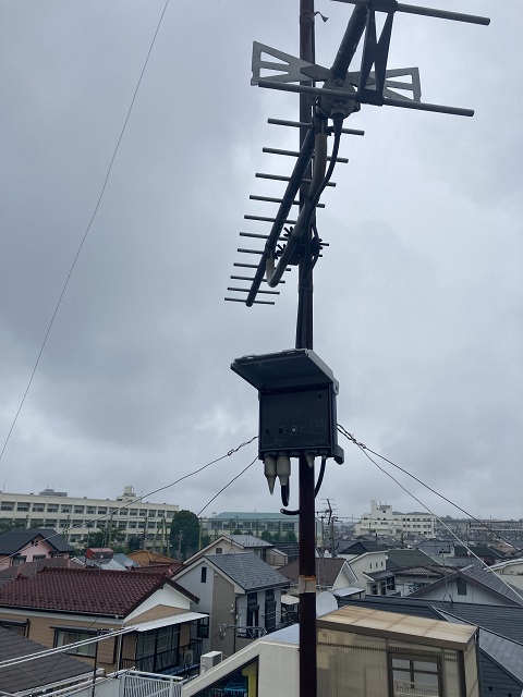 地デジブースター蓋開きっ放し