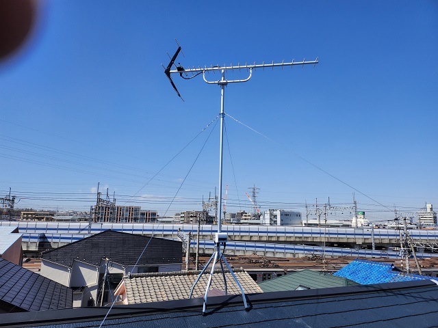 UHFアンテナ屋根馬工事
